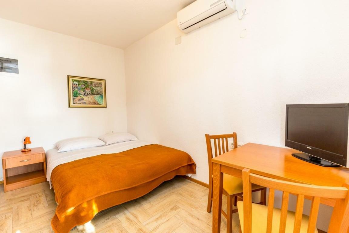 Apartmán Pansion Mali Raj