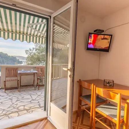 Pansion Mali Raj Apartment Govedari Exterior photo