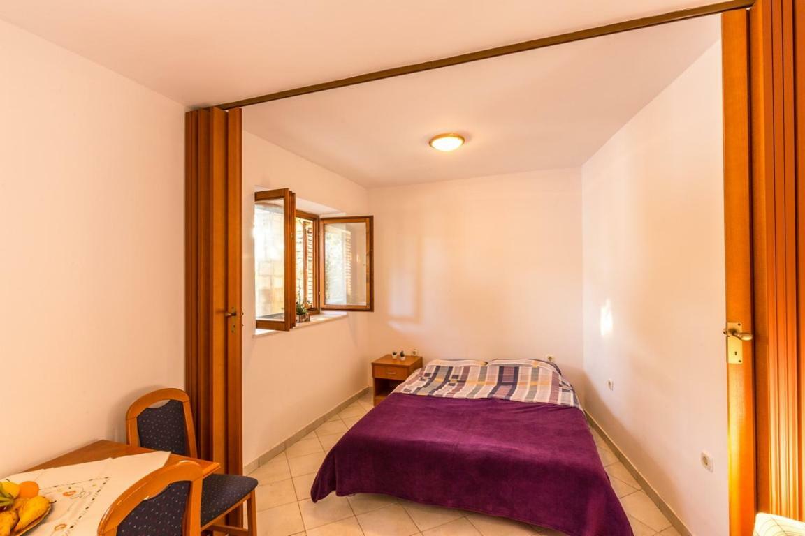 Apartamento Pansion Mali Raj Goveđari